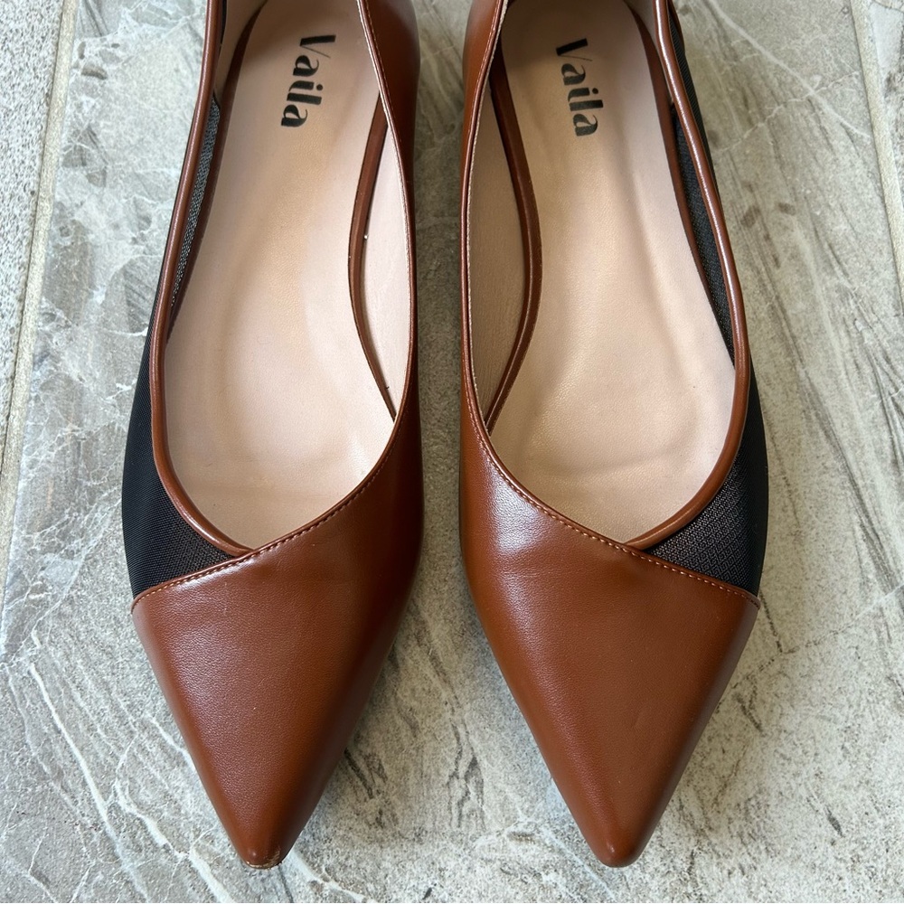 Vaila Linda Flats in Brown, Size 11 - Picture 2 of 12
